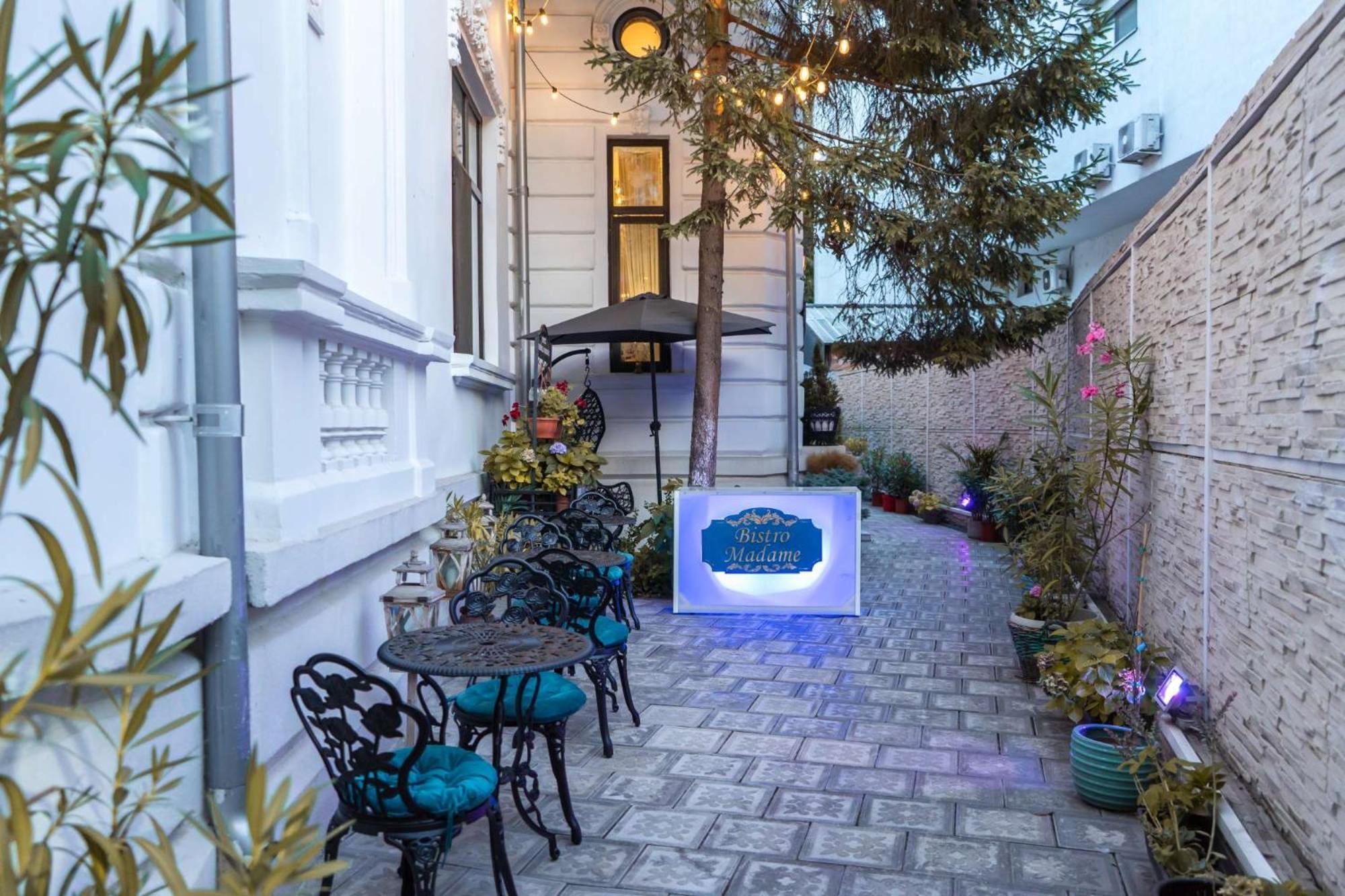 Conacul Coroanei Luxury Boutique Hotel بوخارست المظهر الخارجي الصورة